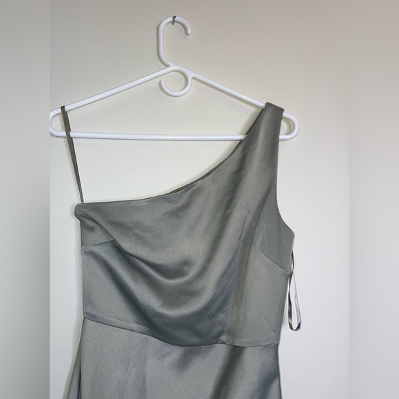 BHLDN Anthropologie Dylan One Shoulder Satin Side Slit Gown Green NEW Size 6 - Picture 7 of 13